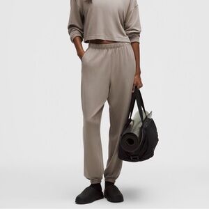 lululemon BeCalm Oversized Midrise Pant